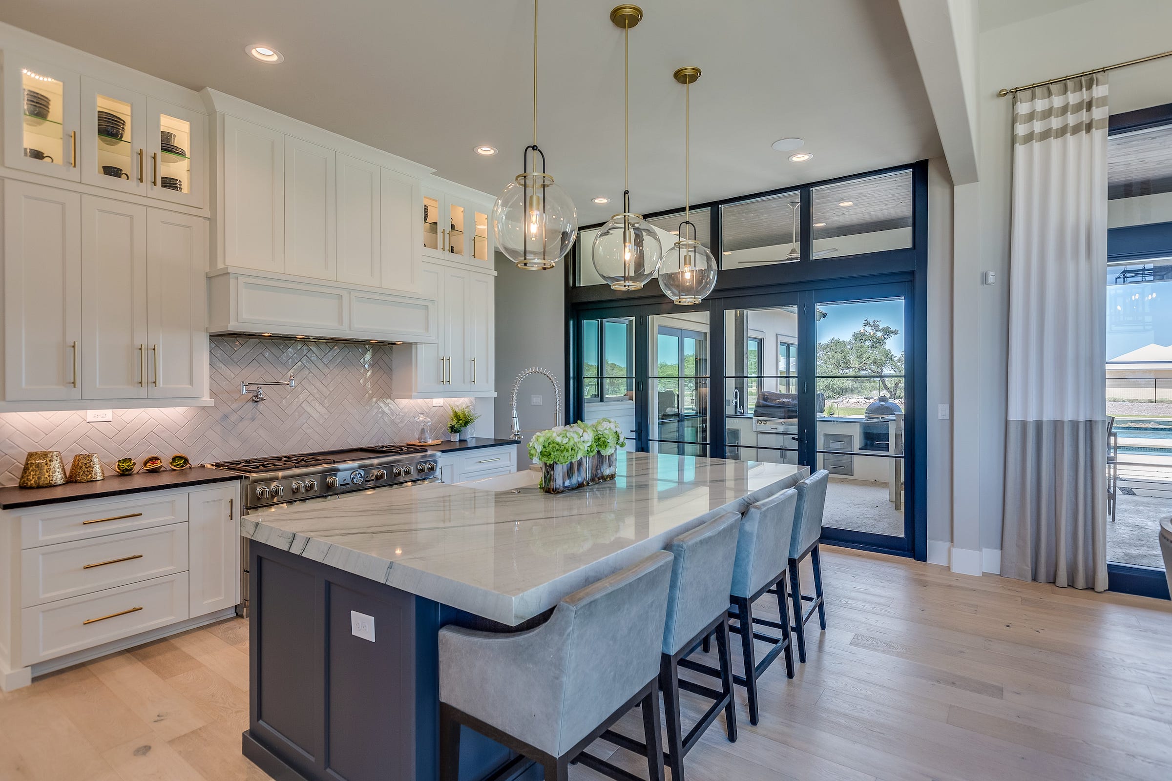 Interior image of a beautiful kitchen in a luxury Sarasota home